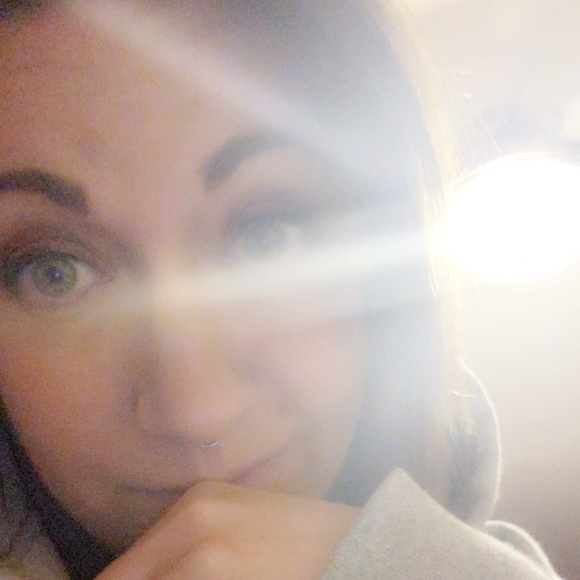 Meet your Posher, Raemie - Picture 1 of 1